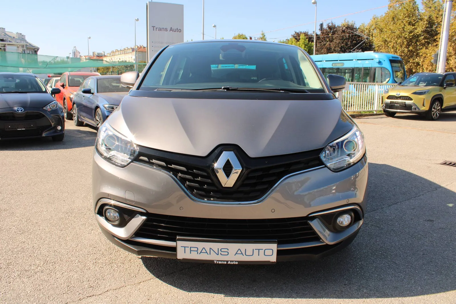 Renault Scenic 2019 – fotografija 2