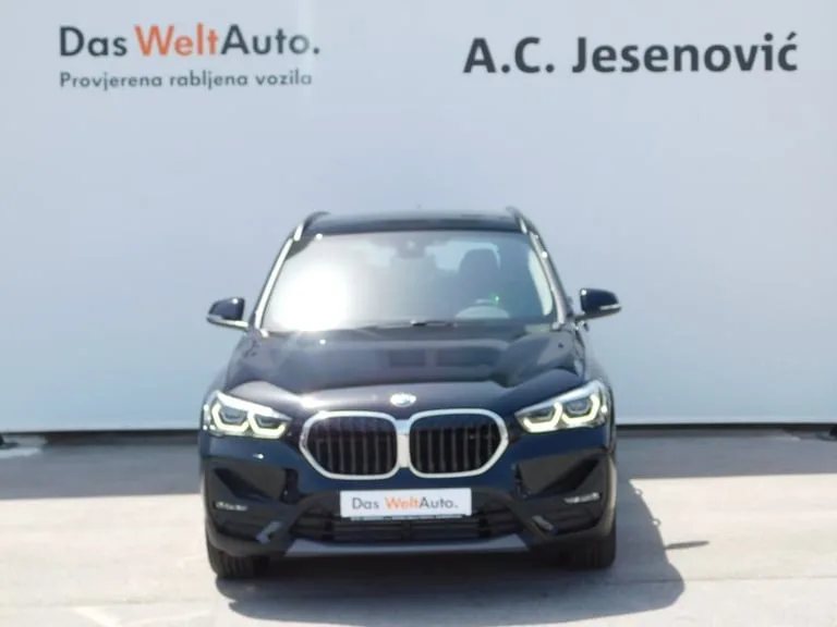 BMW X1 2022: fotografija 2
