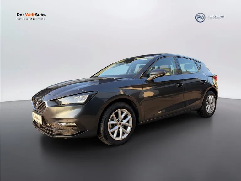 Seat Leon 2025: fotografija 1