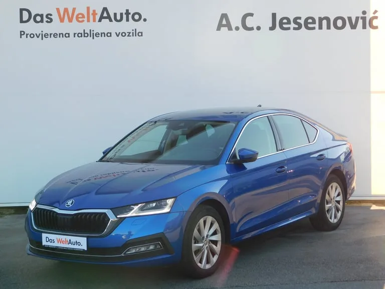 Škoda Octavia 2023: fotografija 1