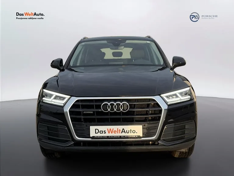 Audi Q5 2020: fotografija 2