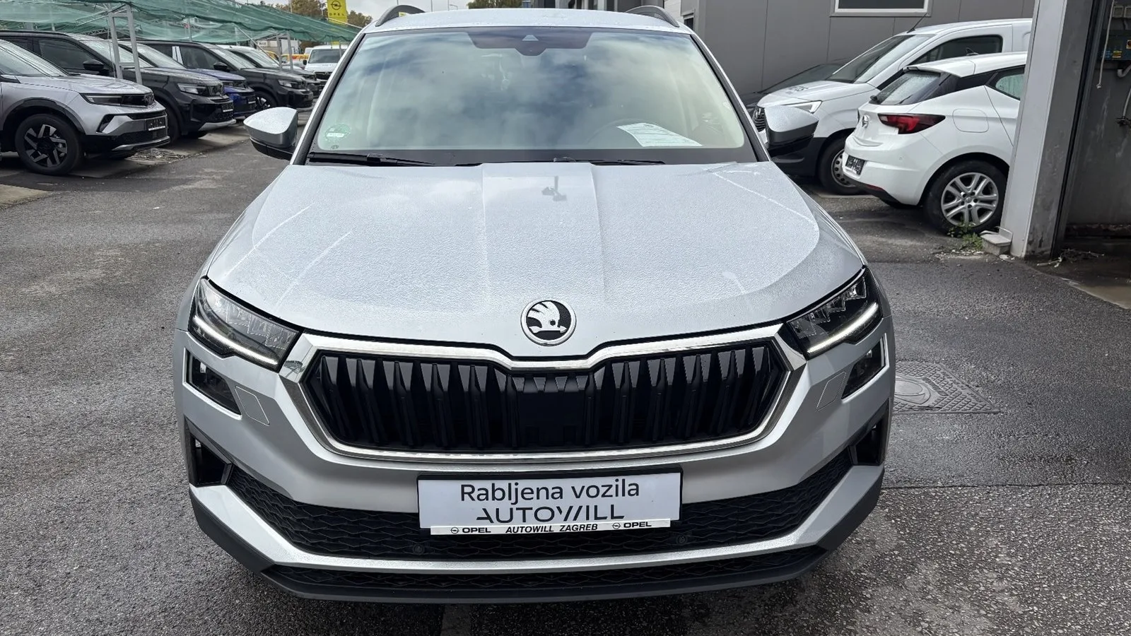 Škoda Karoq 2023: fotografija 2