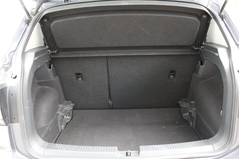 Volkswagen T-Cross 2024: fotografija 12