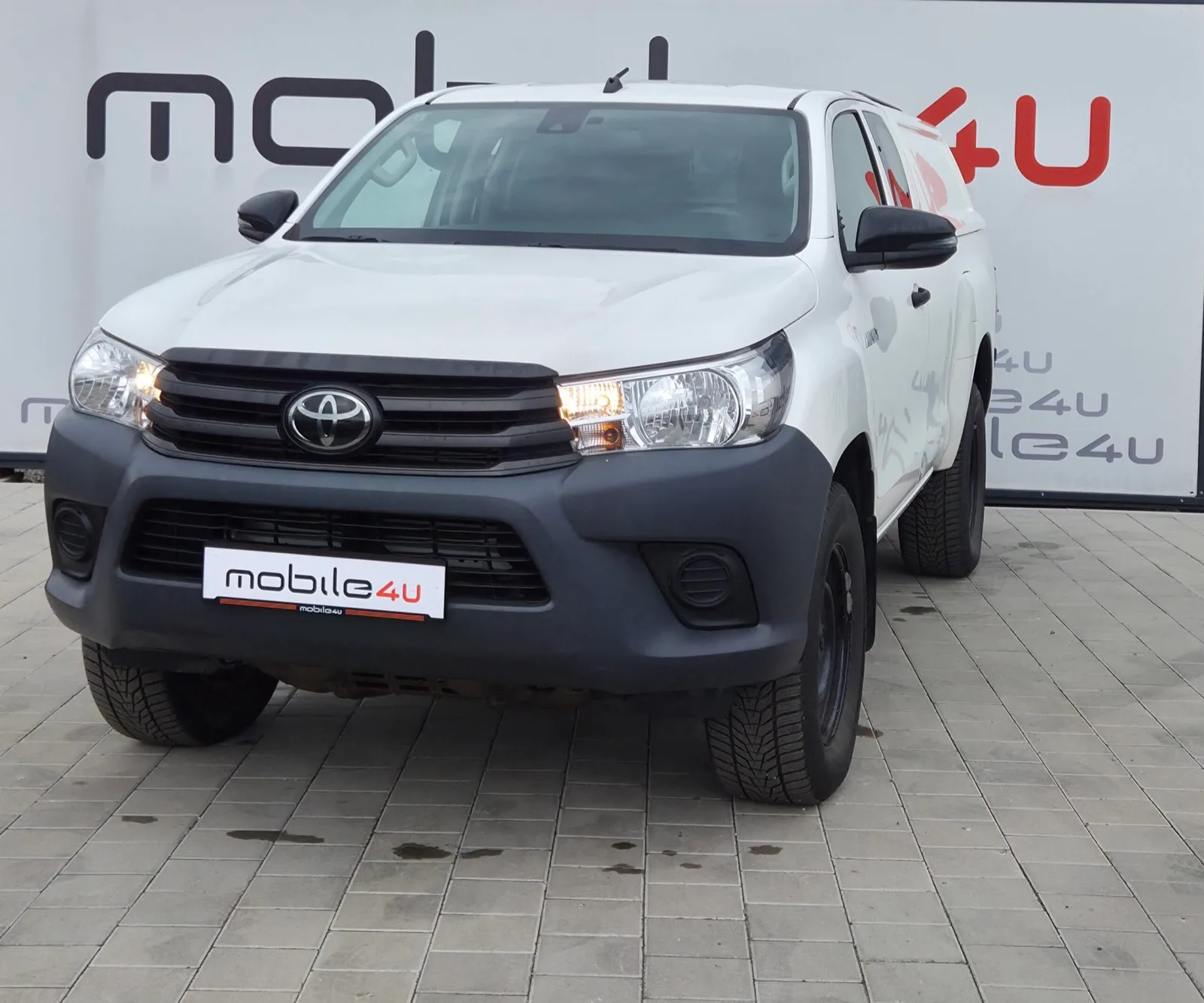 Toyota Hilux 2019 – fotografija 1