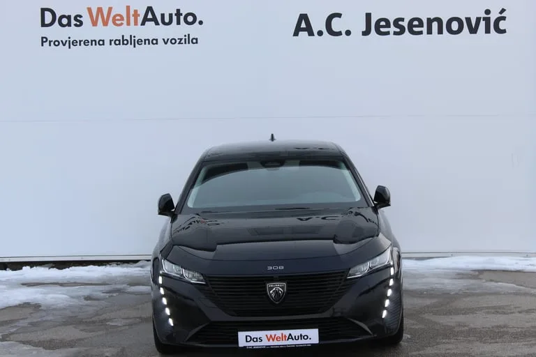 Peugeot 308 2022: fotografija 2