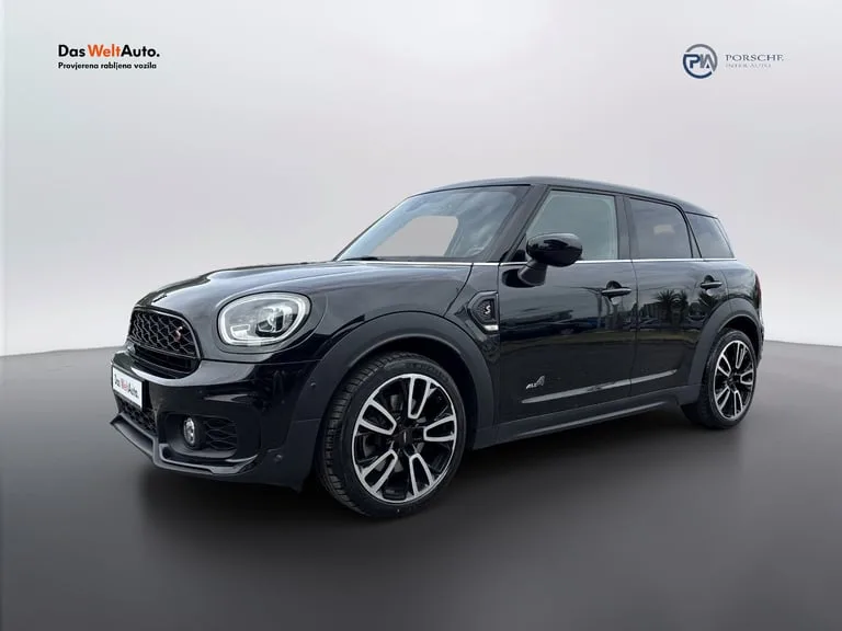 MINI Countryman 2021: fotografija 1