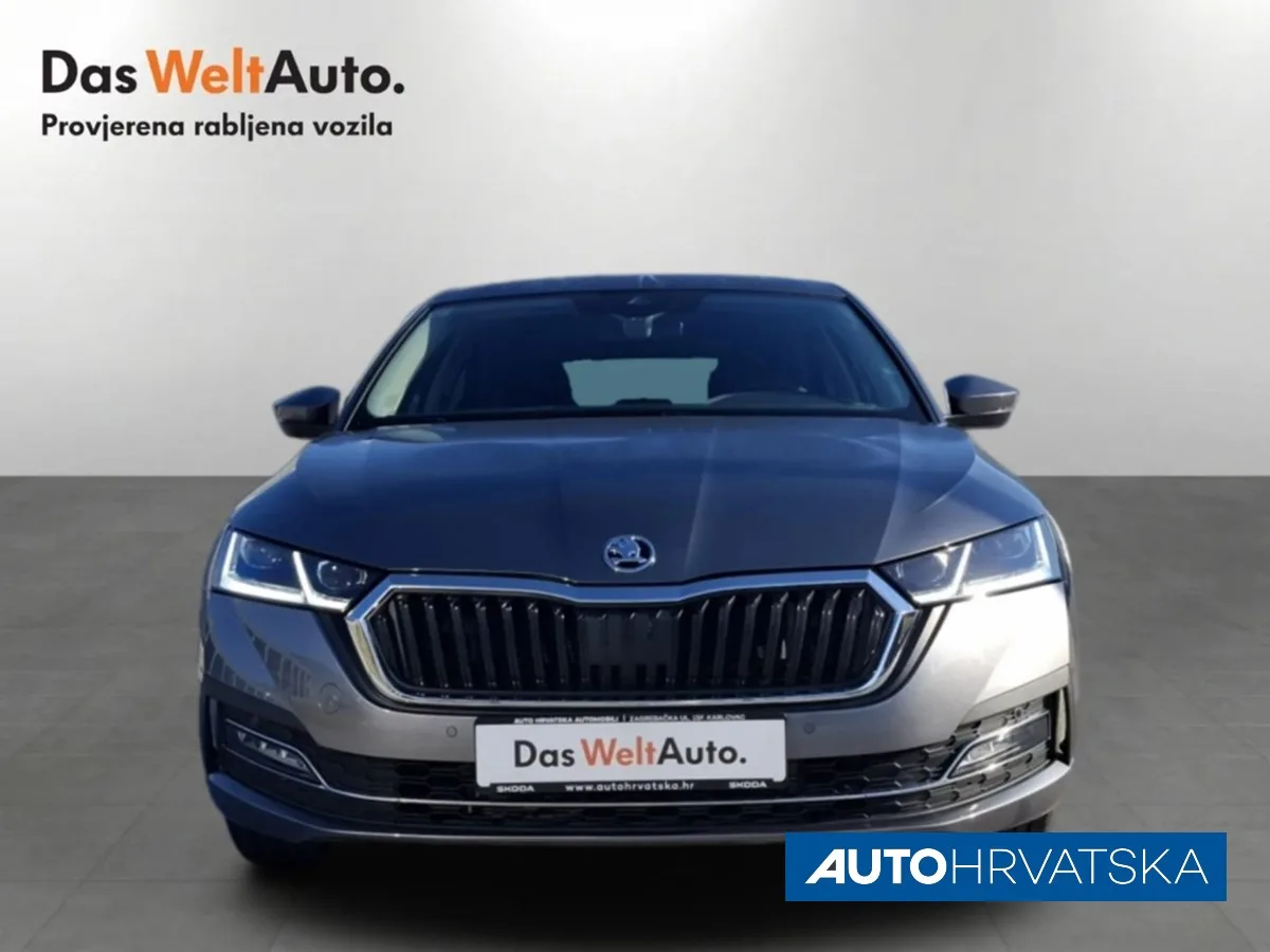 Škoda Octavia 2024 – fotografija 2