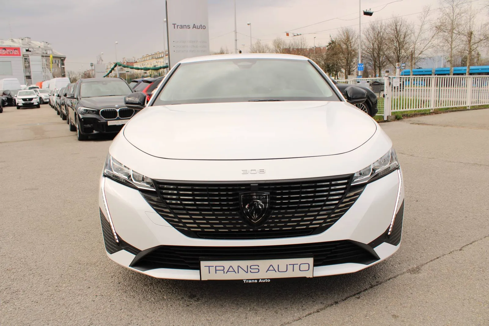 Peugeot 308 2022: fotografija 2