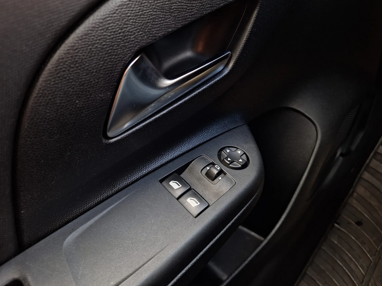 Opel Corsa 2021 – fotografija 14
