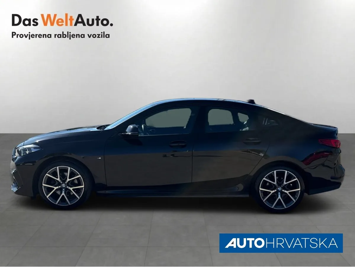 BMW Serija 2 0 – fotografija 2