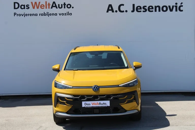 Volkswagen T-Roc 2026: fotografija 2