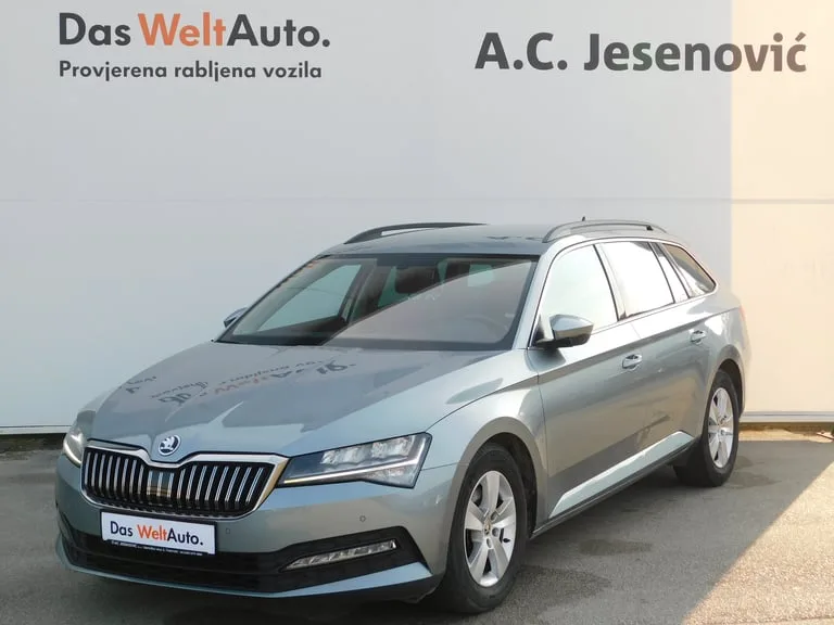 Škoda Superb Combi