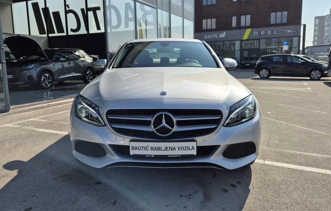 Mercedes-Benz Ostalo 2017 – fotografija 2