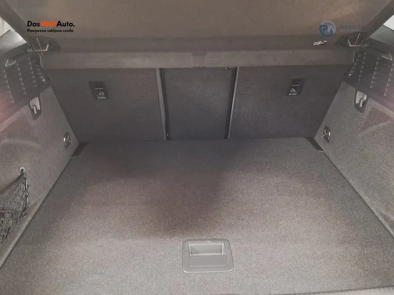 Audi Q2 2024: fotografija 21