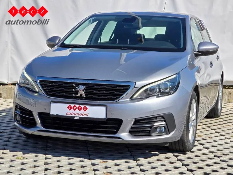 Peugeot 308 2020: fotografija 2
