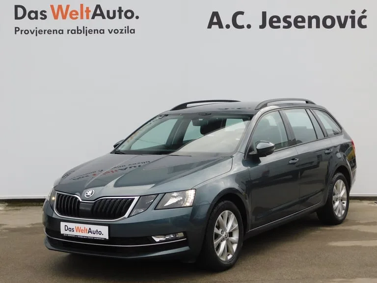 Škoda Octavia Combi 2017: fotografija 1