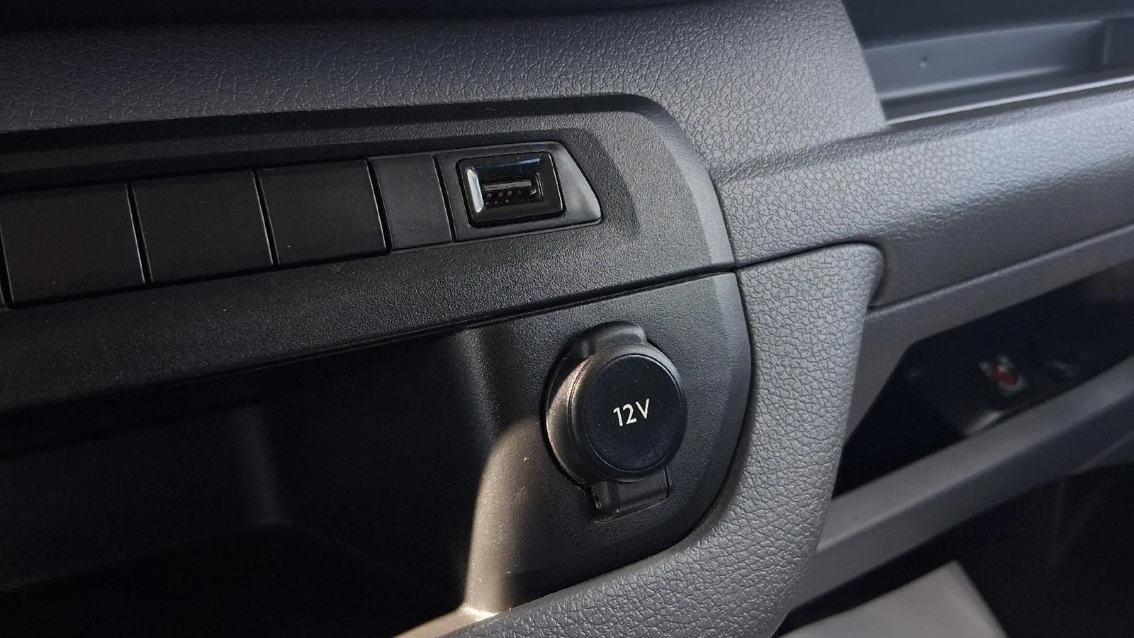 Opel Vivaro 2022 – fotografija 27