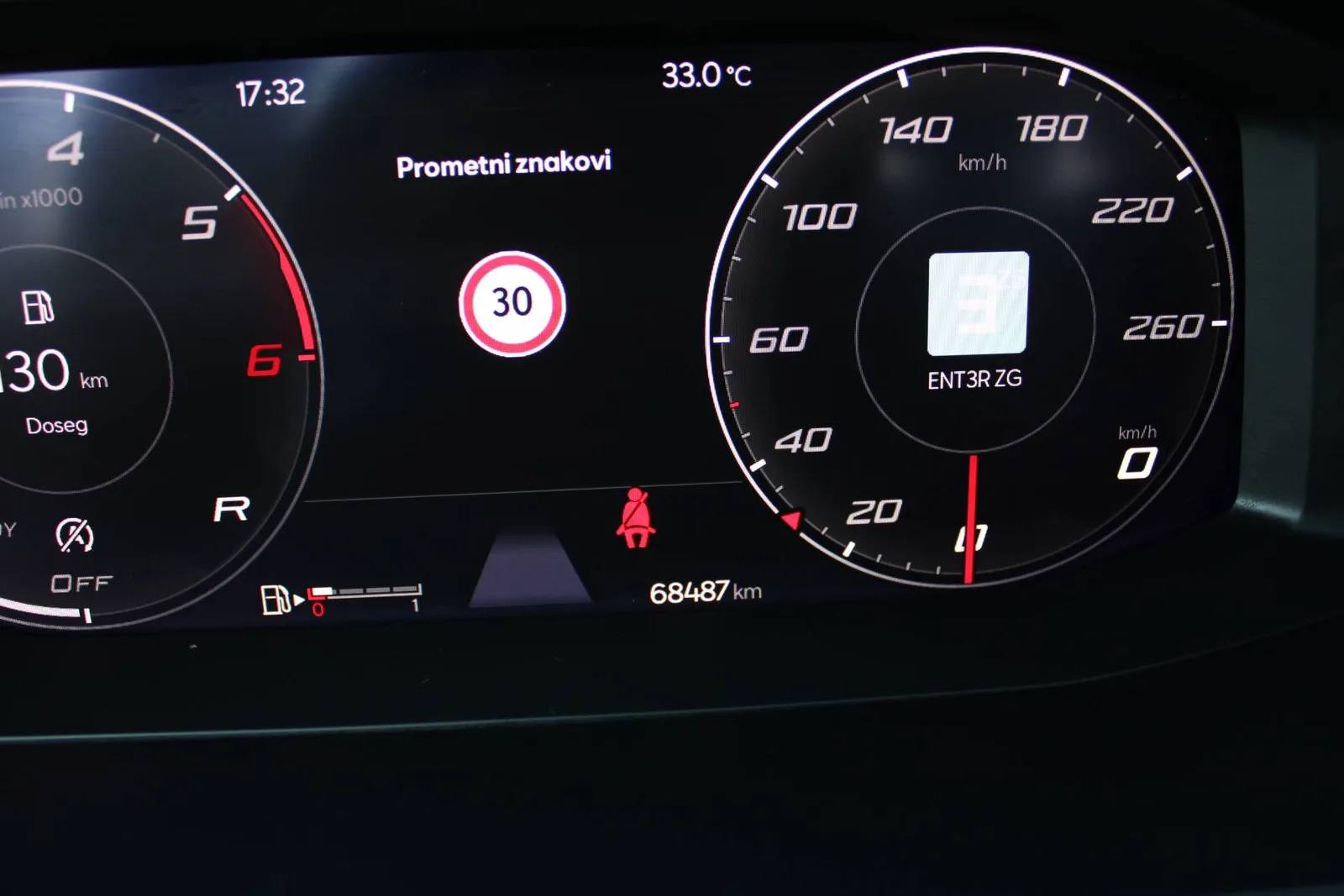 Seat Leon 2023: fotografija 19