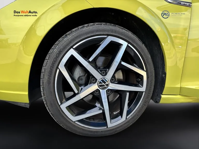 Volkswagen Golf VIII 2020: fotografija 29