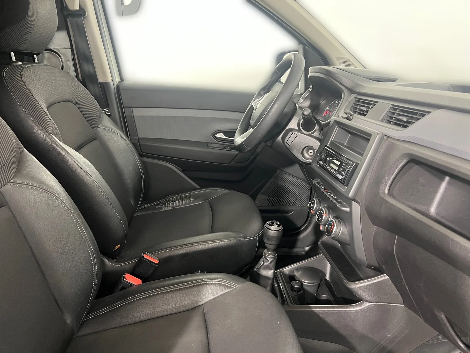 Renault Express 2022 – fotografija 16