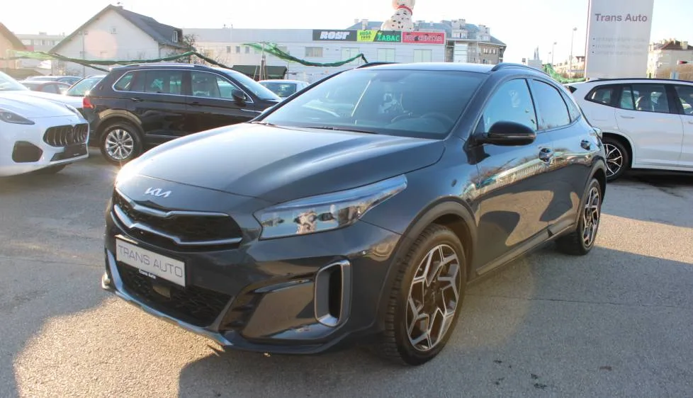 Kia Xceed 2023 – fotografija 1