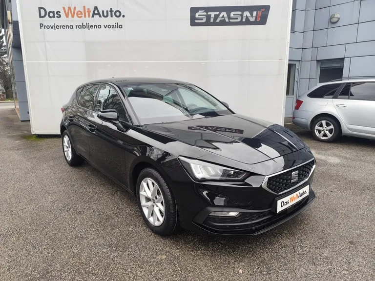 Seat Leon 2025: fotografija 2