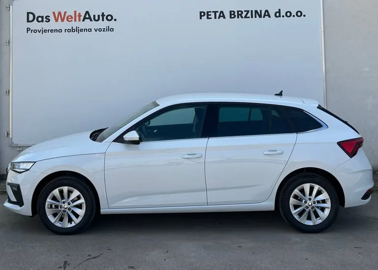 Škoda Scala 2024: fotografija 2