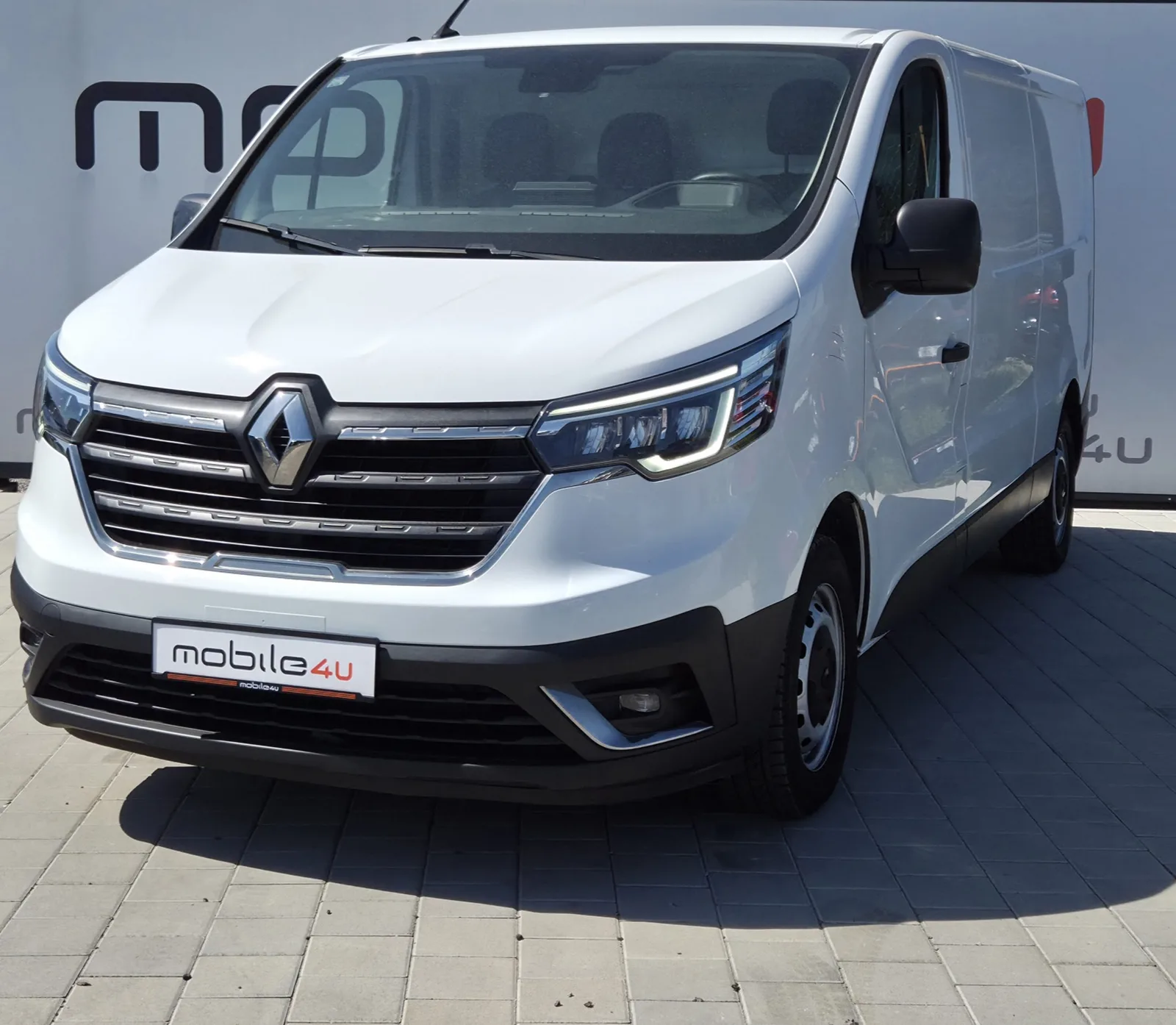 Renault Trafic 2022 – fotografija 1