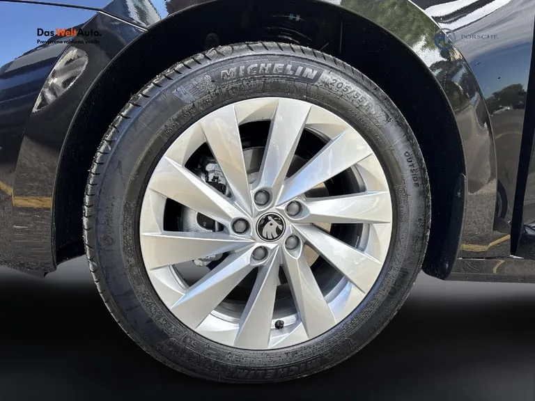 Škoda Octavia 2026: fotografija 30