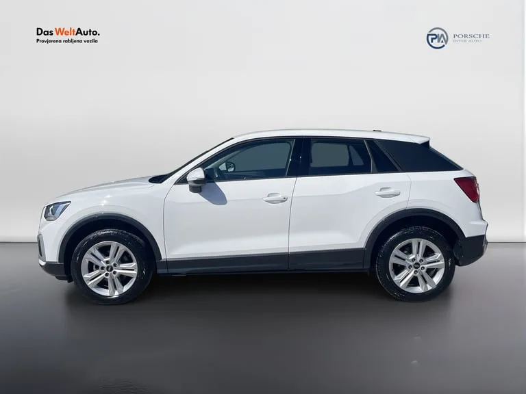 Audi Q2 2022: fotografija 2
