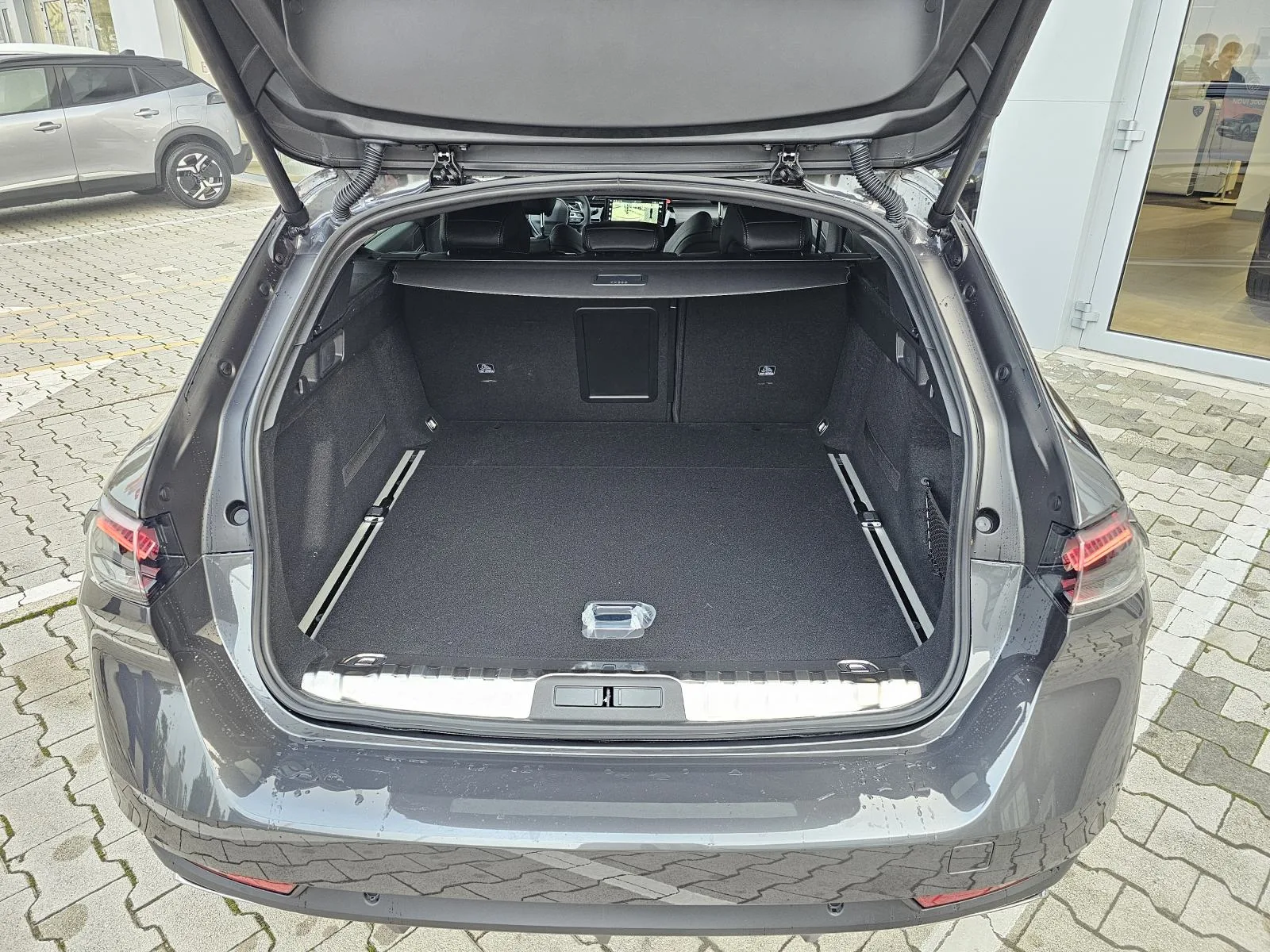 Peugeot 508 2024: fotografija 15