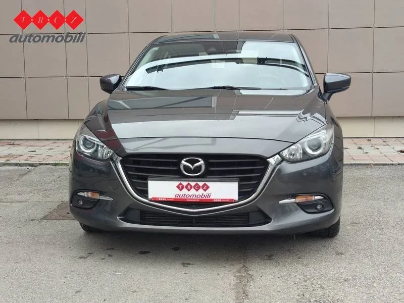 Mazda 3 2018: fotografija 2