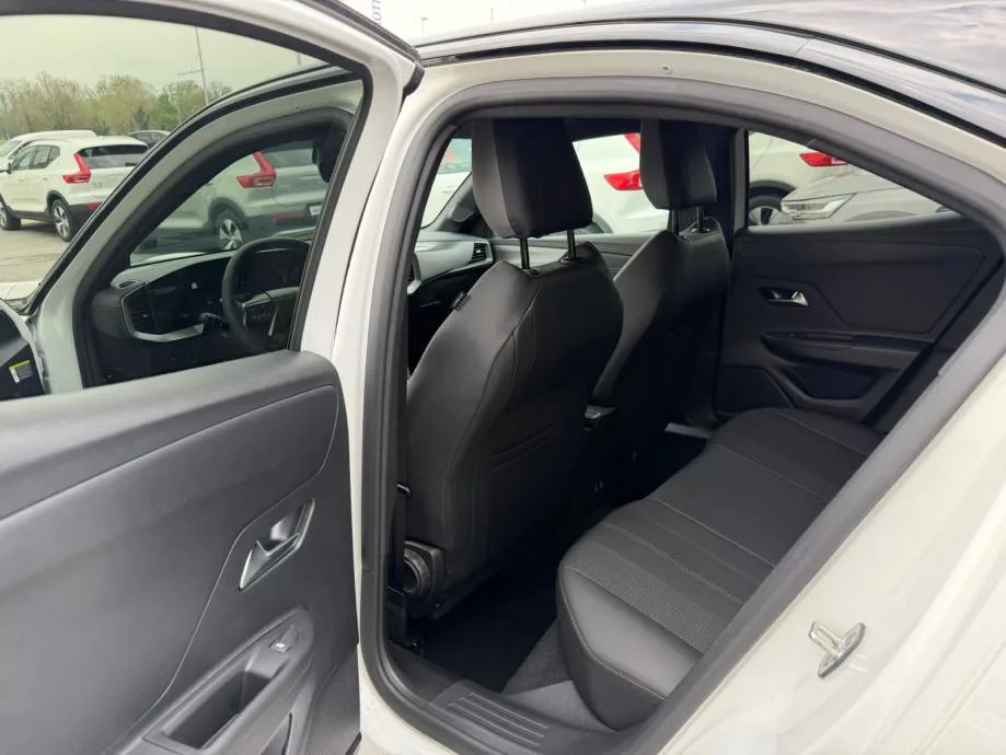Opel Mokka 2025: fotografija 14