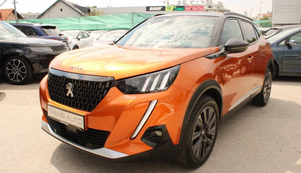 Peugeot 2008 2021: fotografija 1