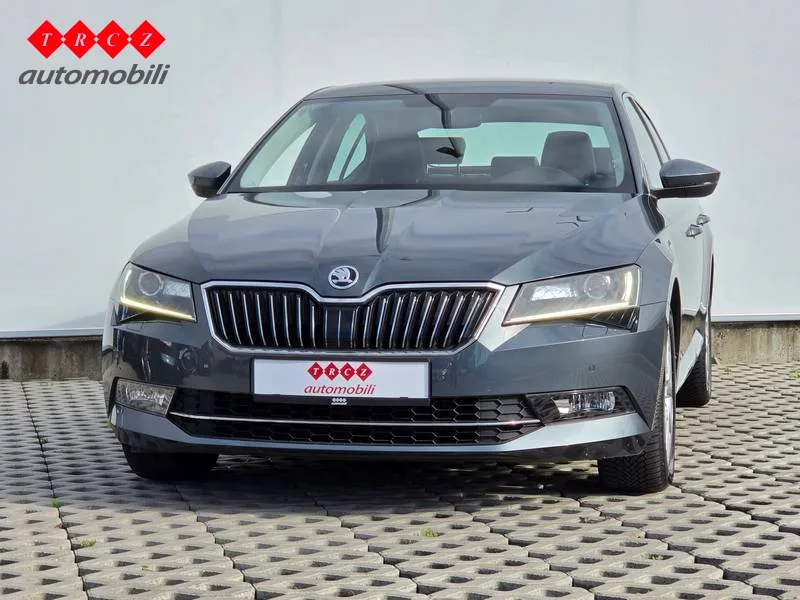 Škoda Superb 2018 – fotografija 2