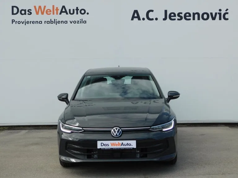 Volkswagen Golf VIII 2025: fotografija 2