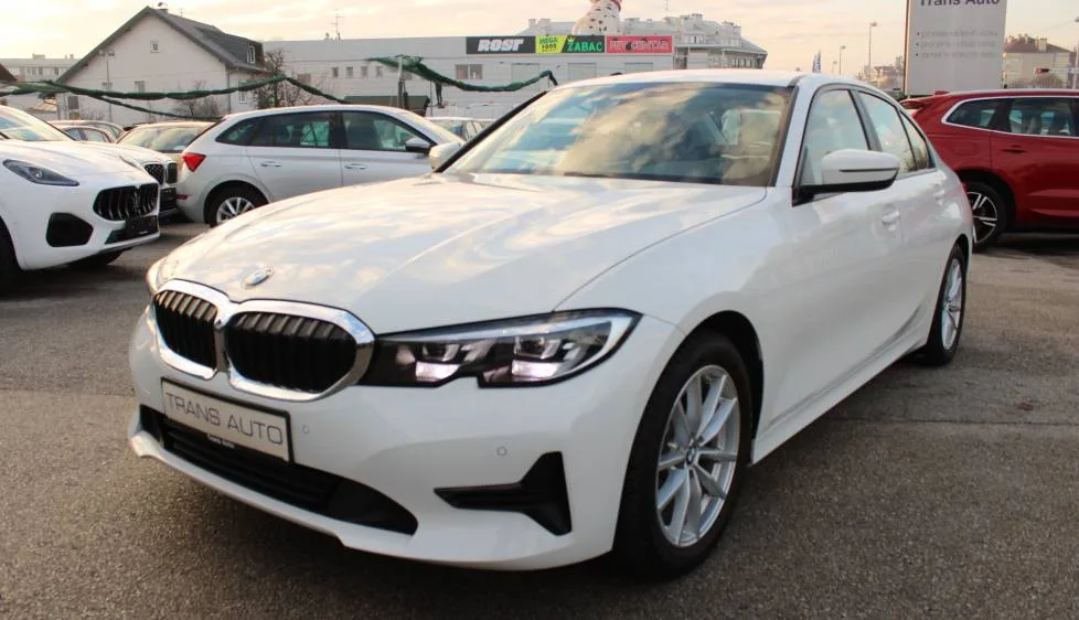 BMW Serija 3 2022 – fotografija 1