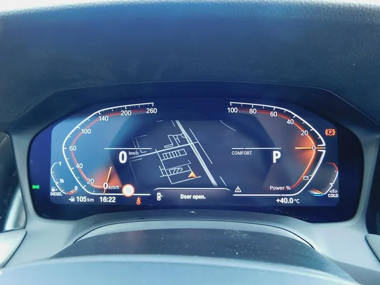 BMW Serija 3 2021: fotografija 15