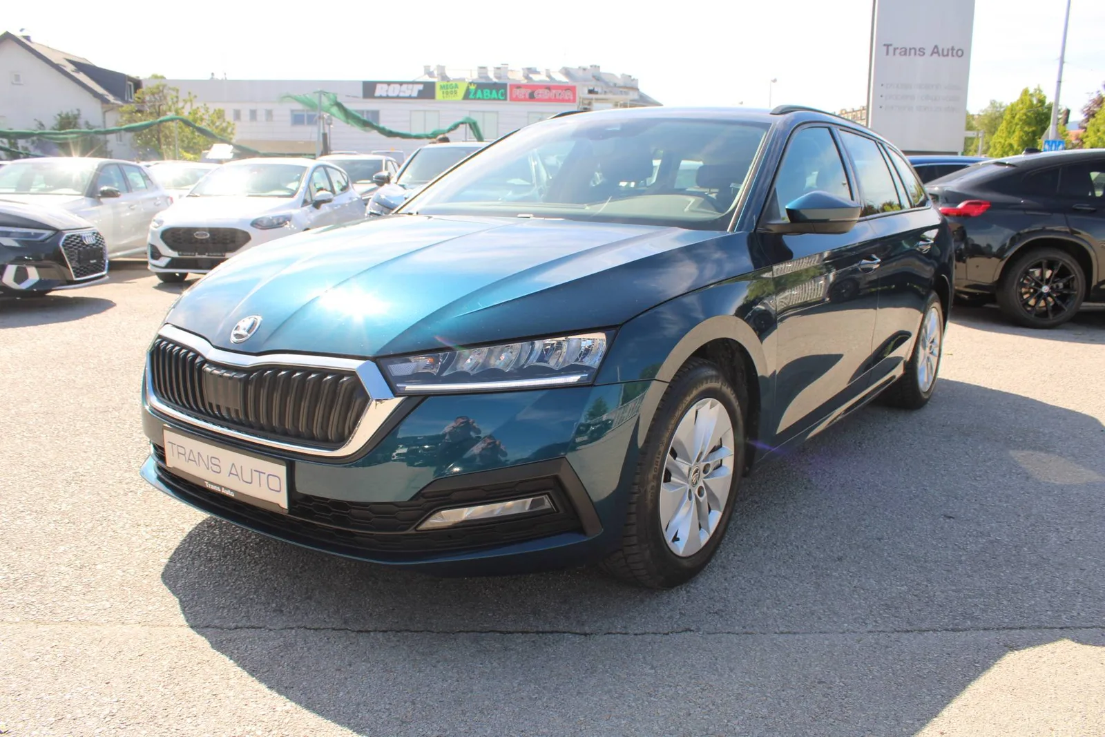 Škoda Octavia Combi 2024 – fotografija 1