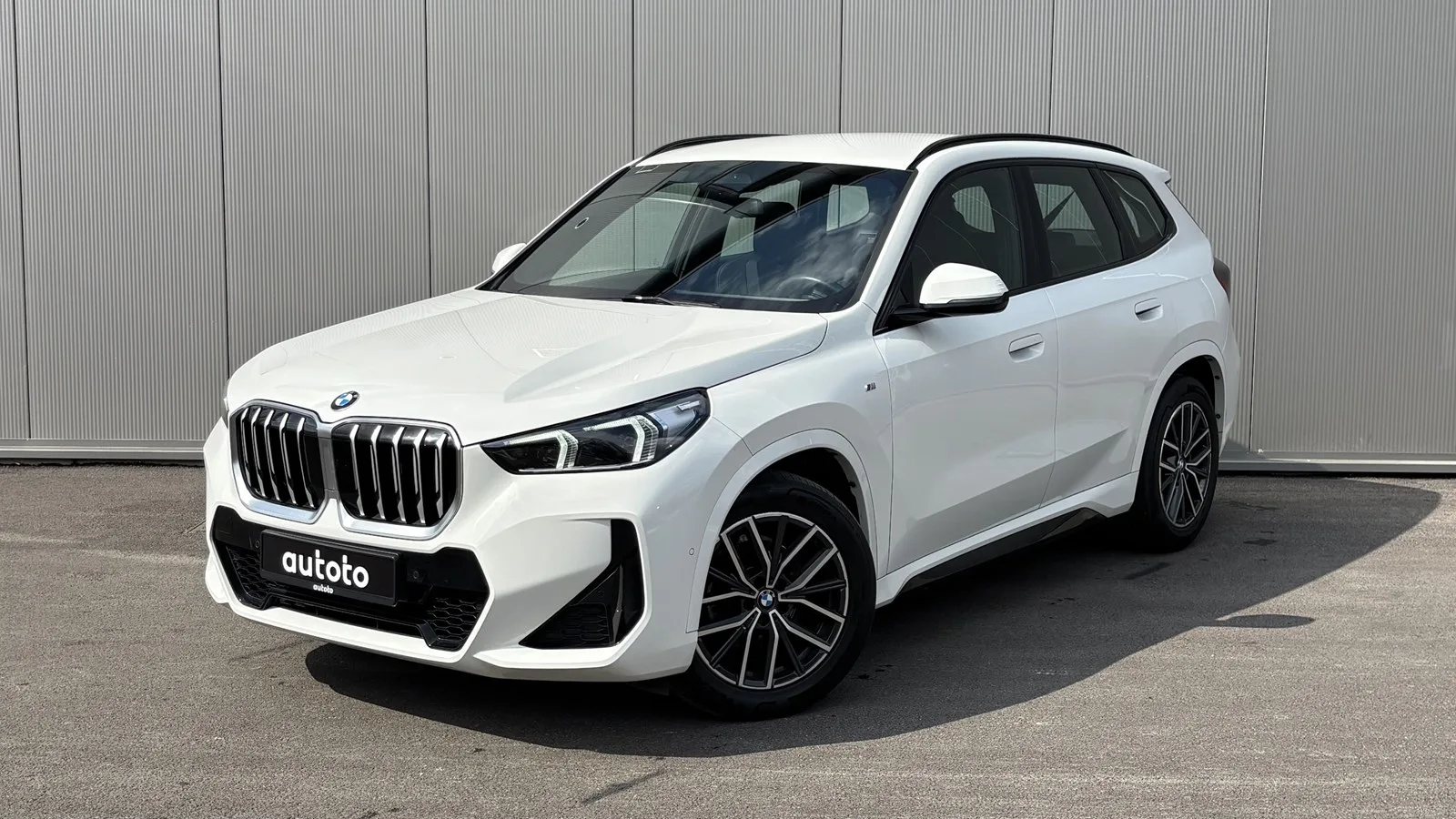 BMW X1 2023 – fotografija 1