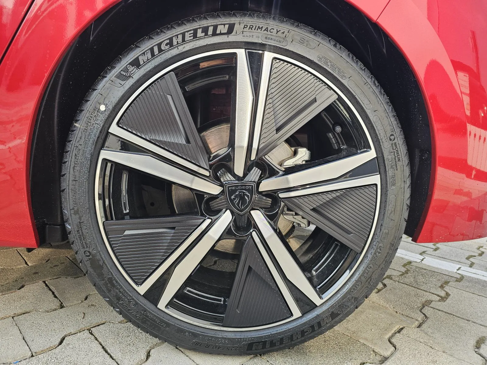 Peugeot 308 2024: fotografija 17