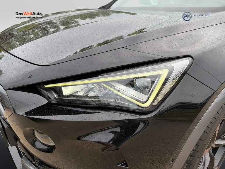 Cupra Formentor 2023: fotografija 23