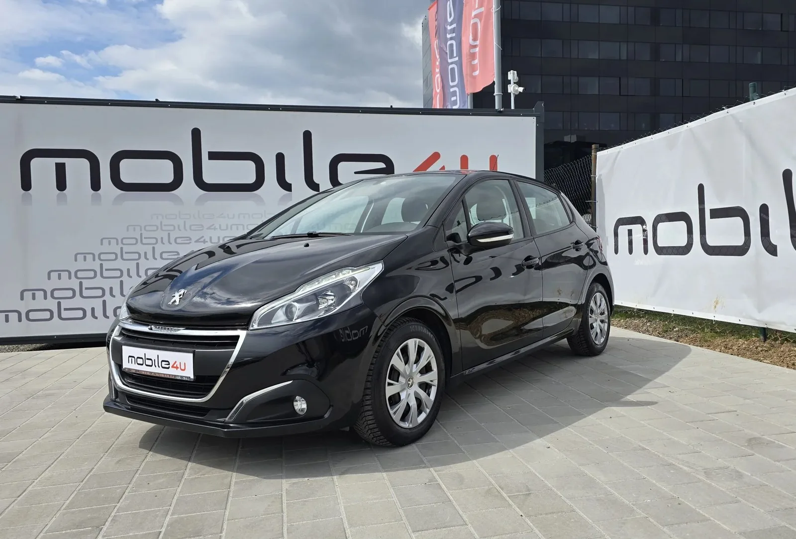 Peugeot 208 2018 – fotografija 1