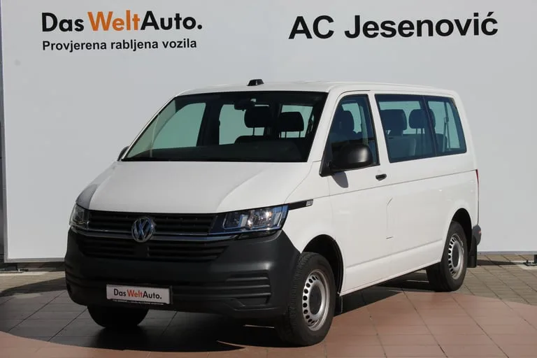 Volkswagen Transporter 2022: fotografija 1