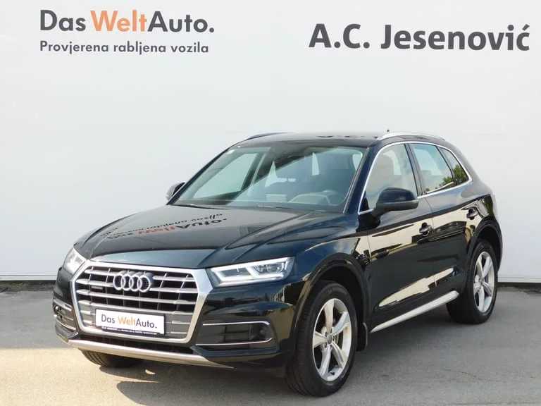 Audi Q5 2019: fotografija 1