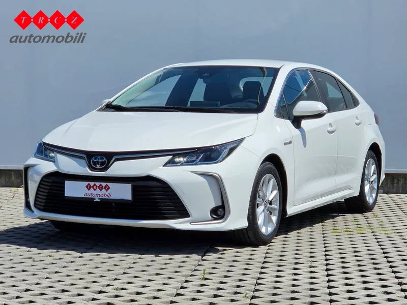 Toyota Corolla 2022 – fotografija 1