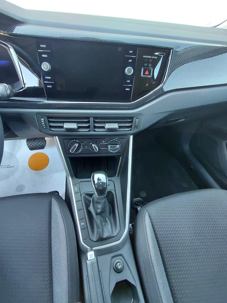 Volkswagen Taigo 2025: fotografija 13
