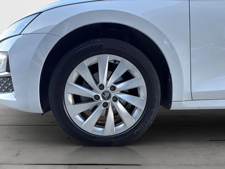 Škoda Octavia 2026: fotografija 14
