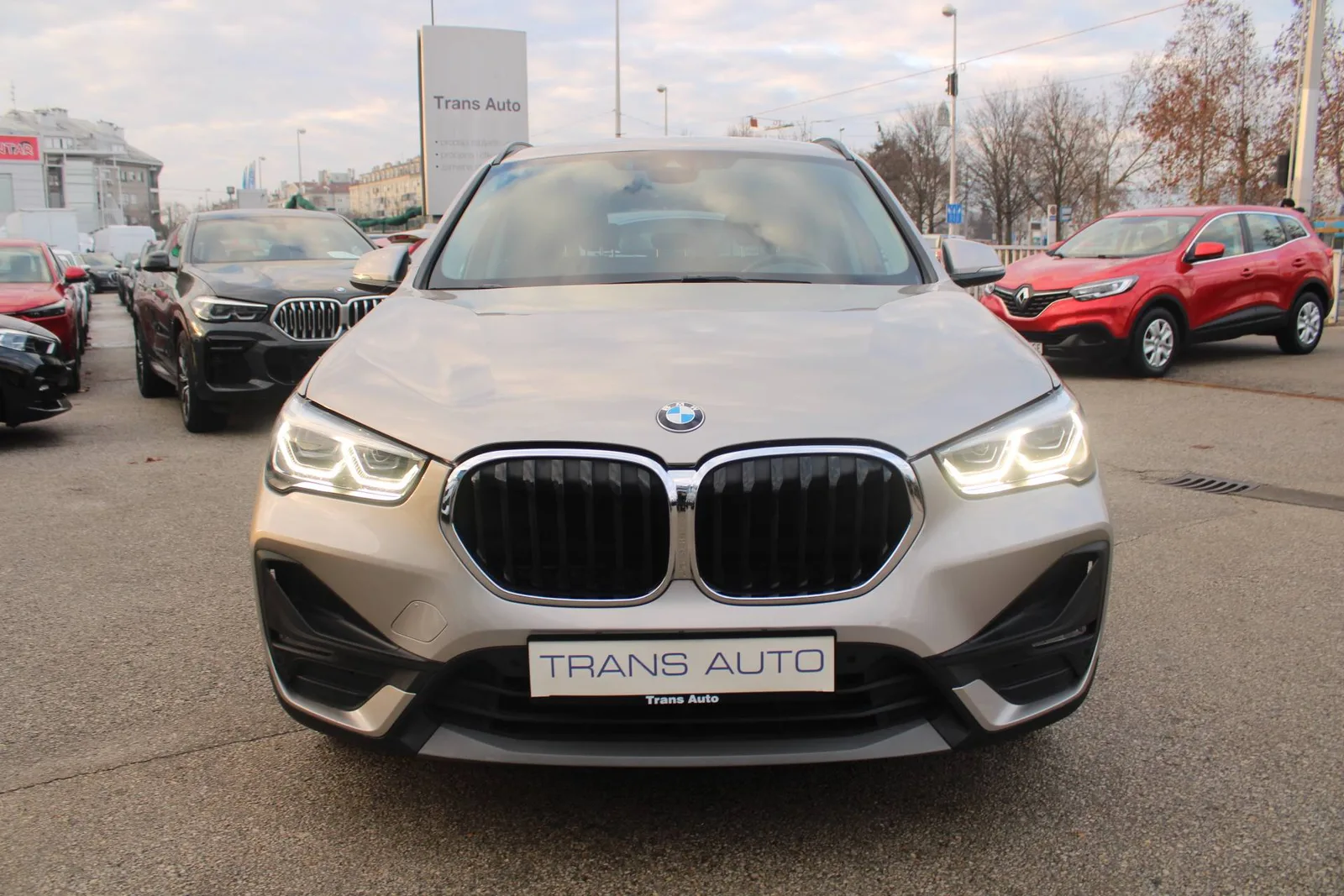 BMW X1 2021: fotografija 2