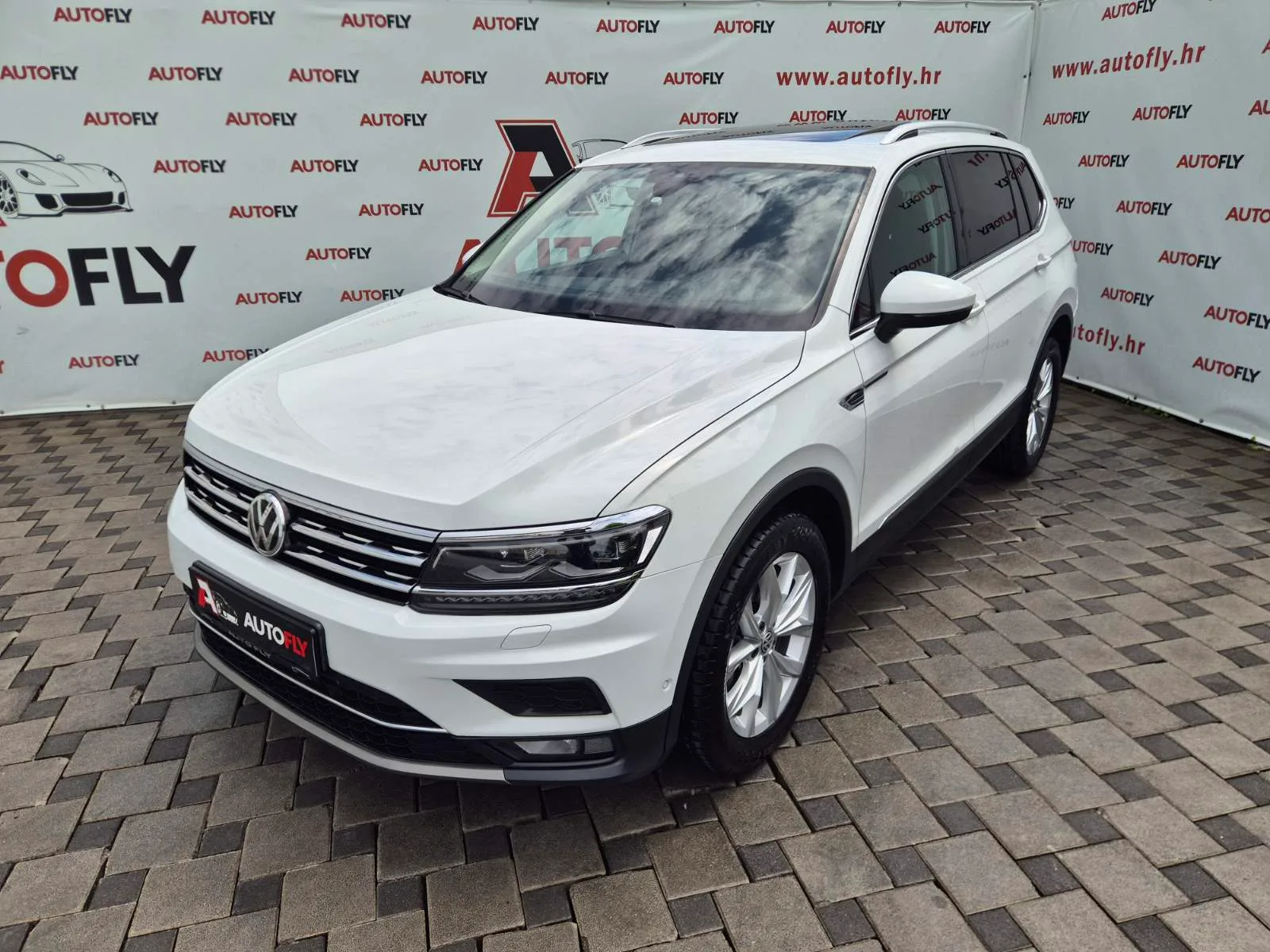 Volkswagen Tiguan 2019 – fotografija 1